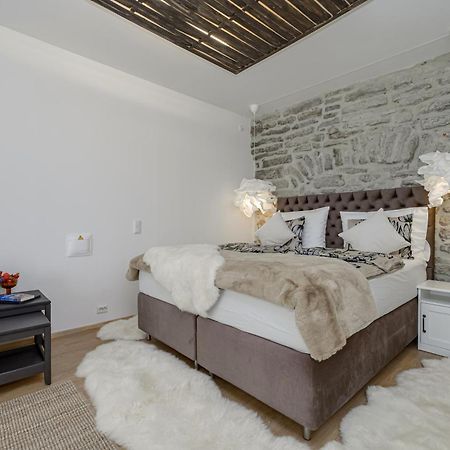 Tallinn Old Town Romantic Apartment Екстер'єр фото